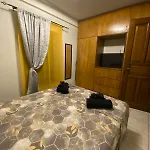 Apartamento Little Square House *
