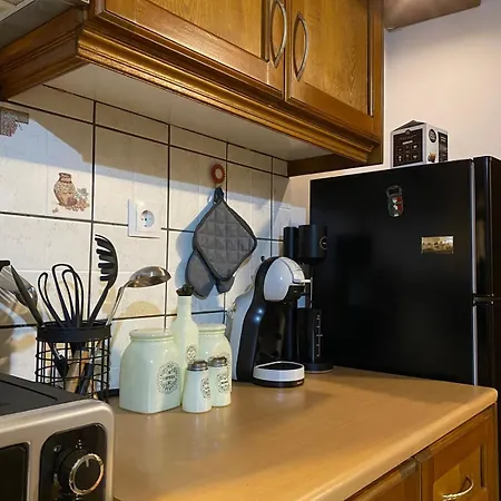 Little Square House Argalasti